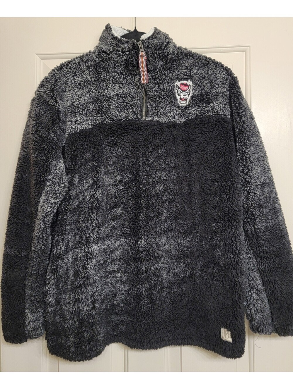 Pressbox  NC State Wolfpack Women’s Sherpa 1/4 Zip Polyester Pullover Size M